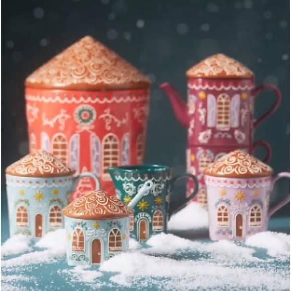Anthropologie Handpainted Stoneware Gingerbread Teapot and Two Mugs Set NIB NWT - Picture 3 of 11